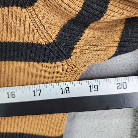 Womens Nine & Company Turtleneck Sweater Camel & Black Striped Long Sleeve M - Picture 8 of 10